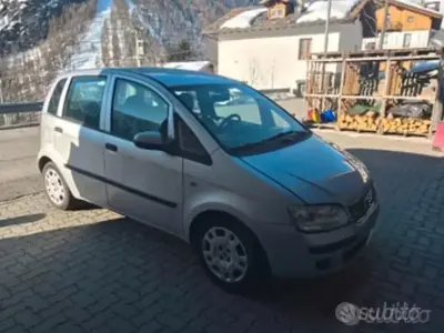 Usata Fiat Idea 69 CV (50 kW) 2009 Monovolume