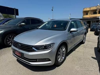 Usata VW Passat Executive 150 CV (110 kW) 2018 Grigio Station wagon