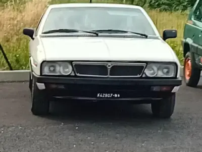 Usata Lancia Gamma 115 CV (84 kW) 1983 Bianco Berlina