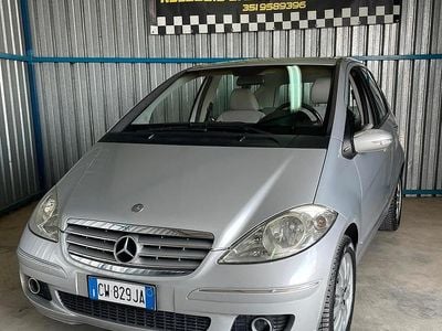 Usata Mercedes A200 140 CV (102 kW) 2005 Grigio Berlina