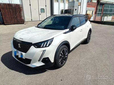 Usata Peugeot 2008 GT-line 130 CV (95 kW) 2020 Bianco SUV