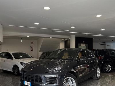Usata Porsche Macan 250 CV (183 kW) 2017 Grigio SUV