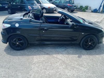 Usata Peugeot 206 CC 109 CV (80 kW) 2011 Nero Cabrio