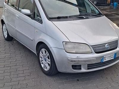 Usata Fiat Idea 90 CV (66 kW) 2006 Monovolume