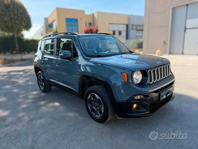Usata Jeep Renegade 140 CV (102 kW) 2016 Grigio SUV