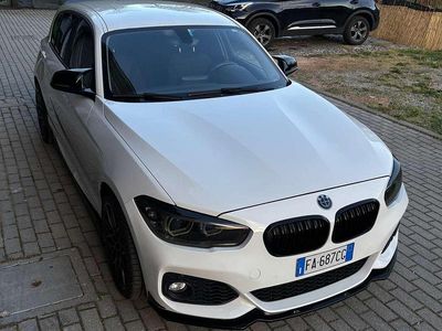 Usata BMW 118 Sport Line 150 CV (110 kW) 2015 Bianco Utilitaria