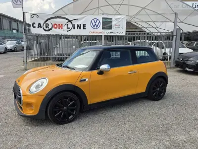 Usata Mini Cooper 136 CV (100 kW) 2014 Arancione Utilitaria