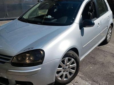 Begagnad VW Golf IV 105 HK (77 kW) 2005 Grå Sedan