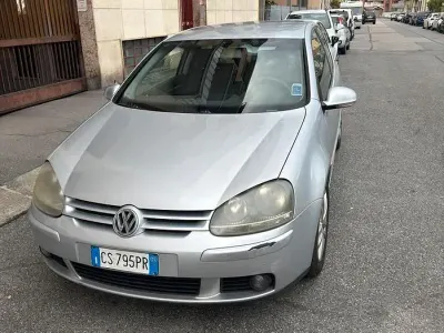 Usata VW Golf IV Comfortline 116 CV (85 kW) 2005 Grigio Berlina