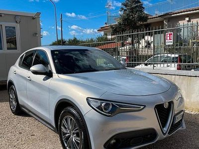 Usata Alfa Romeo Stelvio Business 190 CV (139 kW) 2022 Grigio SUV