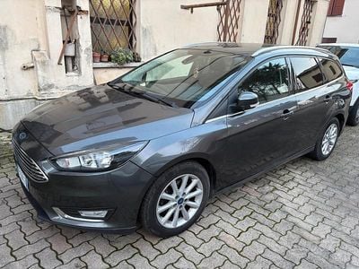 Usata Ford Focus S 120 CV (88 kW) 2015 Grigio Station wagon