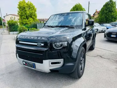 Käytetty Land Rover Defender 200 HP (147 kW) 2021 Musta Katumaasturi