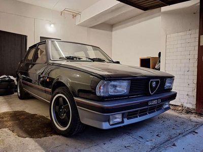 Usata Alfa Romeo Giulietta 170 CV (125 kW) 1983 Nero Berlina