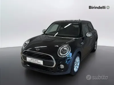 Usata Mini ONE 75 CV (55 kW) 2018 Midnight black metallizzato Utilitaria