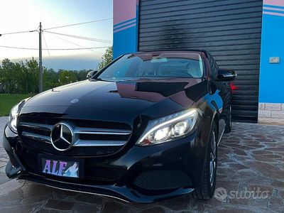 Usata Mercedes C200 136 CV (100 kW) 2015 Nero Berlina