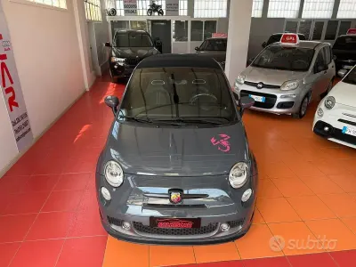 Usata Abarth 595C Turismo 160 CV (117 kW) 2015 Grigio Cabrio