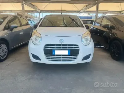 Usata Suzuki Alto 68 CV (50 kW) 2014 Bianco Utilitaria
