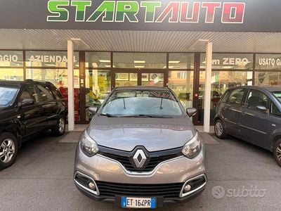 Usata Renault Captur 90 CV (66 kW) 2014 Grigio SUV