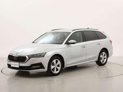Usata Skoda Octavia Executive 116 CV (85 kW) 2022 Argento Station wagon