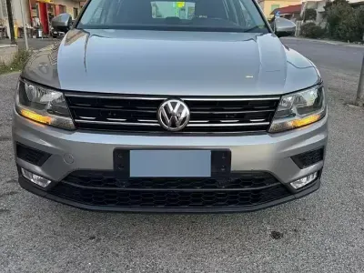 Usata VW Tiguan 150 CV (110 kW) 2016 Grigio SUV