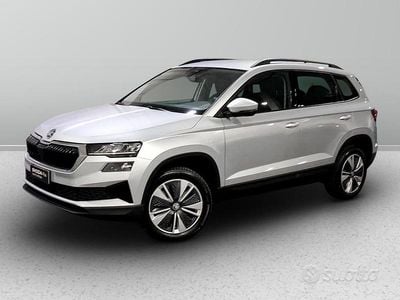 Usata Skoda Karoq Executive 116 CV (85 kW) 2023 Argento metallizzato SUV