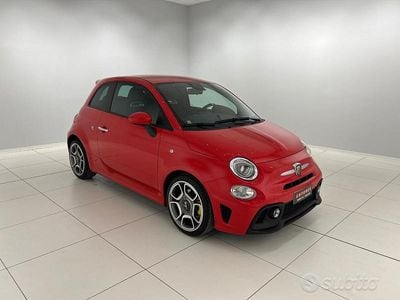 Usata Abarth 595 145 CV (106 kW) 2022 Rosso officina Utilitaria