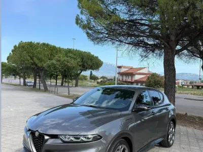 Usata Alfa Romeo Tonale Edizione Speciale 130 CV (95 kW) 2022 Grigio SUV