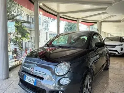 Usado Fiat 500 Lounge 69 CV (50 kW) 2014 Gris Berlina