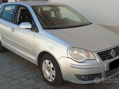 Usata VW Polo 70 CV (51 kW) 2007 Grigio Utilitaria