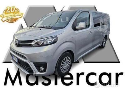 Usata Toyota Proace Verso 150 CV (110 kW) 2017 Grigio Station wagon