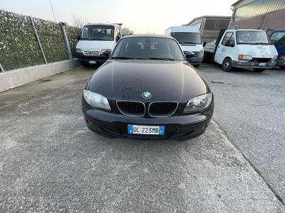Usata BMW 120 143 CV (105 kW) 2008 Nero Utilitaria