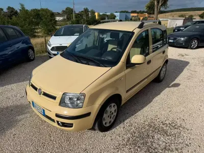 Usata Fiat Panda 69 CV (50 kW) 2010 Beige Utilitaria