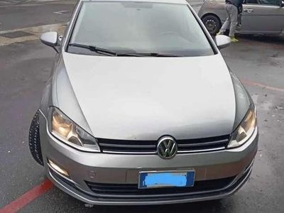 Usata VW Golf VII Highline 105 CV (77 kW) 2015 Berlina
