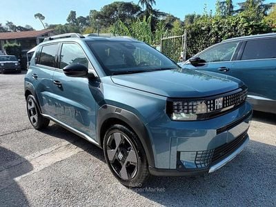 Nuova Fiat Grande Panda La Prima 110 CV (80 kW) 2025 Blu Utilitaria