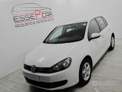 Usata VW Golf VII Comfortline 105 CV (77 kW) 2012 Bianco Berlina