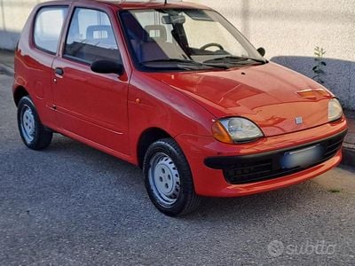 Usata Fiat Seicento Young 39 CV (28 kW) 2000 Rosso Utilitaria