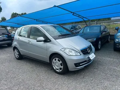 Usata Mercedes A160 Executive 95 CV (69 kW) 2011 Argento Berlina