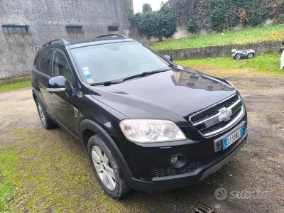 Usata Chevrolet Captiva 150 CV (110 kW) 2007 Nero SUV