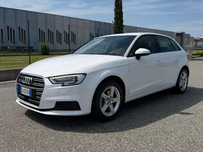 Usata Audi A3 Ambiente 116 CV (85 kW) 2020 Bianco Berlina