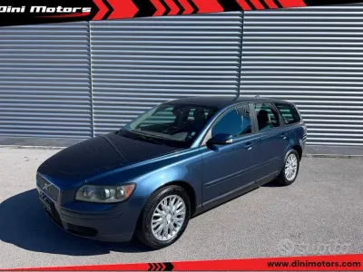 Usata Volvo V50 Kinetic 136 CV (100 kW) 2005 Bluazzurro Station wagon