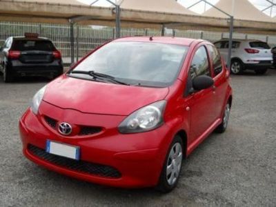 usata Toyota Aygo 1ª serie 999 BENZINA 5 PORTE