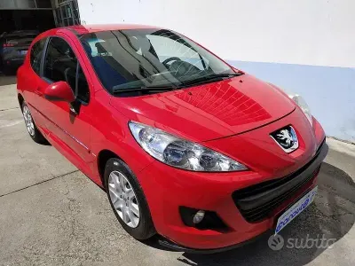 Usata Peugeot 207 70 CV (51 kW) 2013 Rosso Berlina