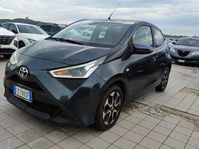 usata Toyota Aygo 2ª serie Connect 1.0 VVT-i 72 CV 5 porte x-play