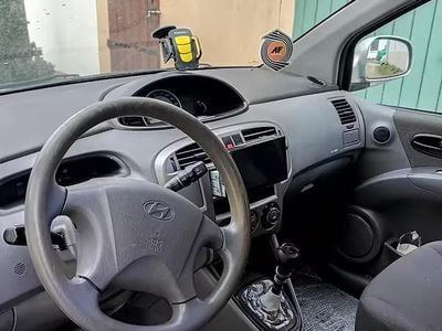 Begagnad Hyundai Matrix 2007 Grå Minibuss