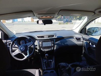 Usata Nissan Qashqai 2018 Bianco SUV