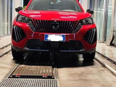 Usata Peugeot 2008 130 CV (95 kW) 2023 Rosso SUV