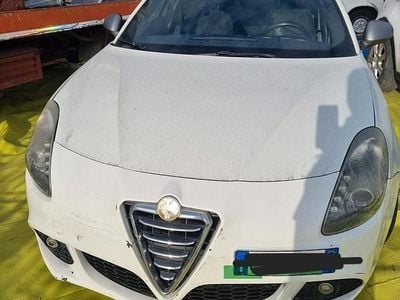 Usata Alfa Romeo Giulietta Exclusive 105 CV (77 kW) 2013 Bianco Berlina