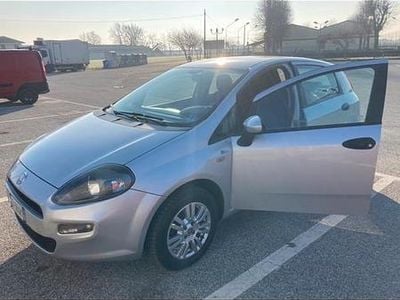 Usata Fiat Punto 77 CV (56 kW) 2014 Grigio Utilitaria