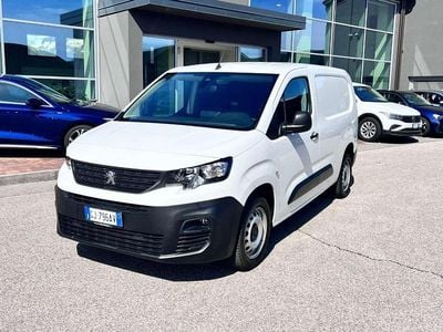 Usata Peugeot Partner Premium 131 CV (96 kW) 2022 Bianco Monovolume