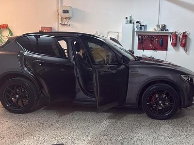 Usata Alfa Romeo Stelvio Tech Edition 210 CV (154 kW) 2019 Grigio SUV